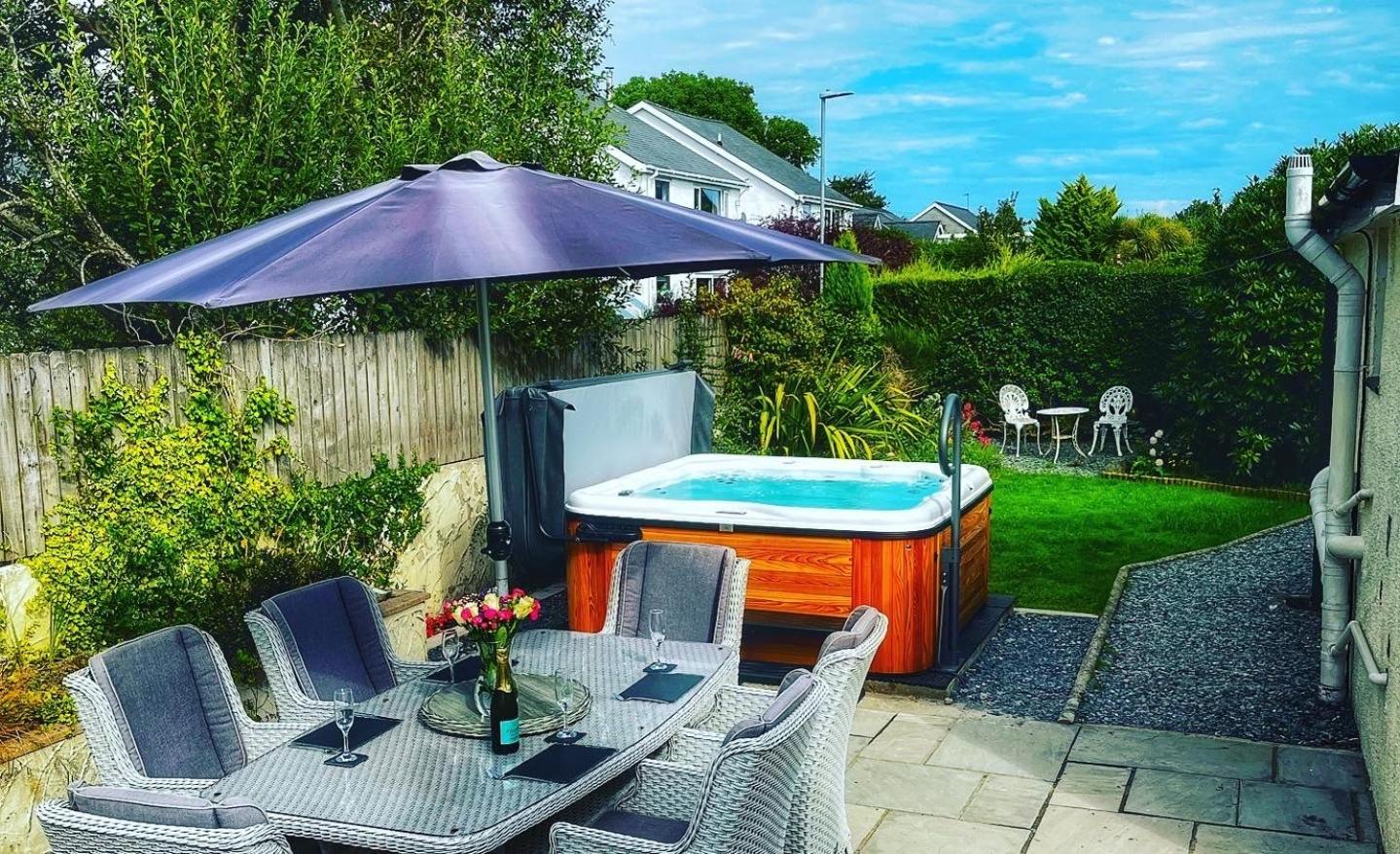 Erwenni, Llanbedrog, Abersoch Near Beach And Pub With Hot Tub Екстериор снимка